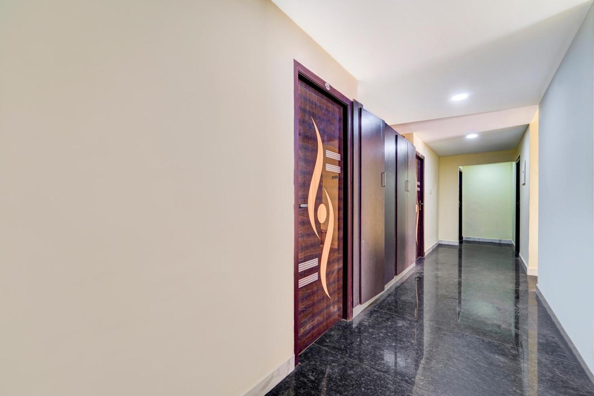 Super Hotel O Madurai Near Bus Stand Tallakulam Bagian luar foto