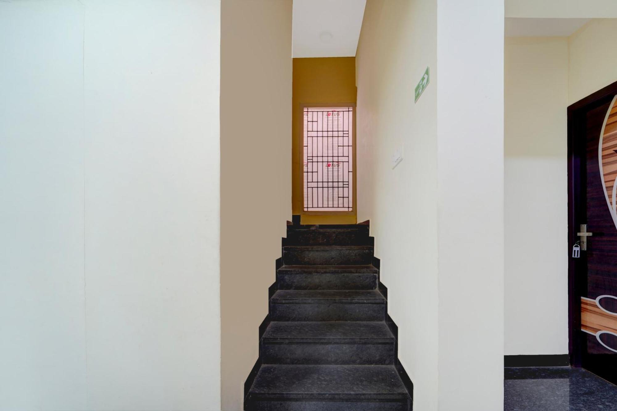 Super Hotel O Madurai Near Bus Stand Tallakulam Bagian luar foto